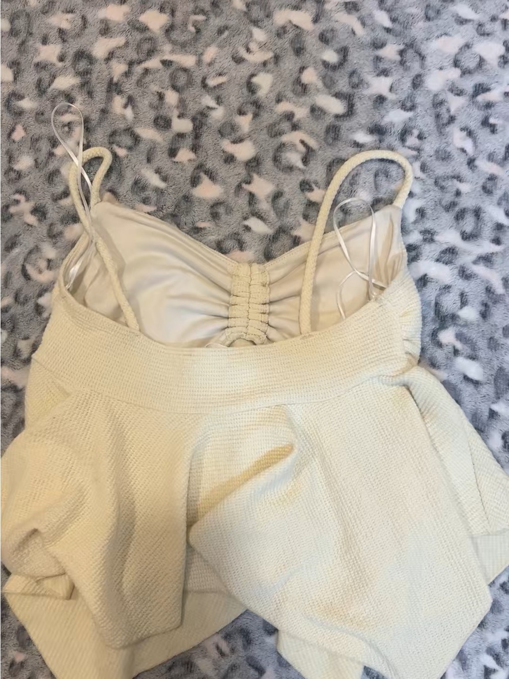 Gaze Women’s Cream and Yellow Crop-top - Picture 2 of 2